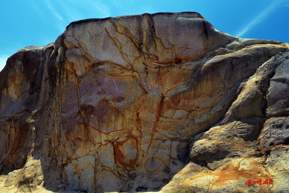 漳浦六鳌海滩上的风景,漳浦六鳌龙美湾抽象画廊