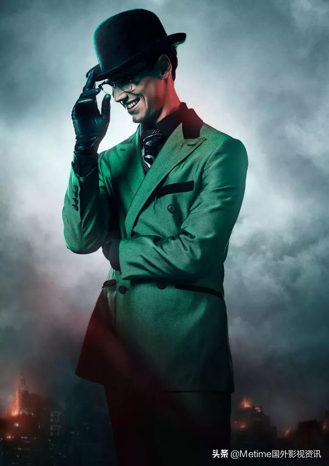 哥谭看完后应该接着看什么,哥谭1-5季一口气看完