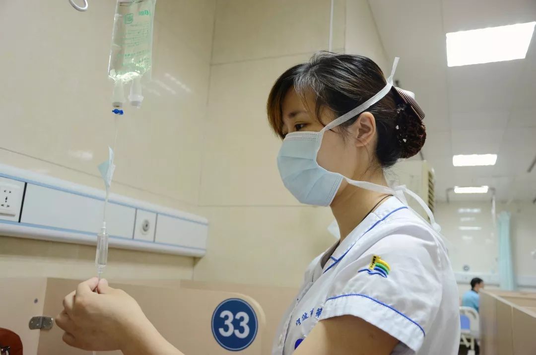 胃肠炎输液能好得快些吗,胃肠炎去医院需要做胃镜么