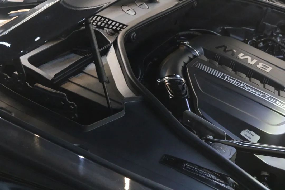 怪兽修车：翻新一辆11年破烂不堪的宝马GT，车况不忍直视