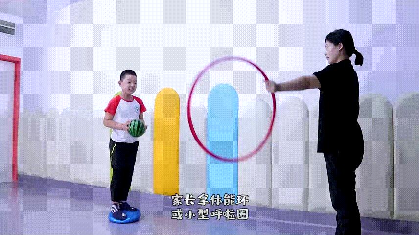 眼与视觉的小游戏,0-8岁儿童视觉追踪游戏