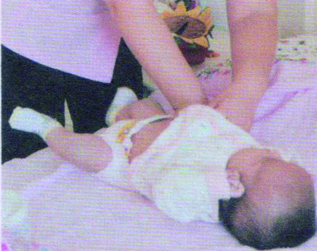 婴幼儿大小便的照顾与清洁实操,婴儿大小便照料照片