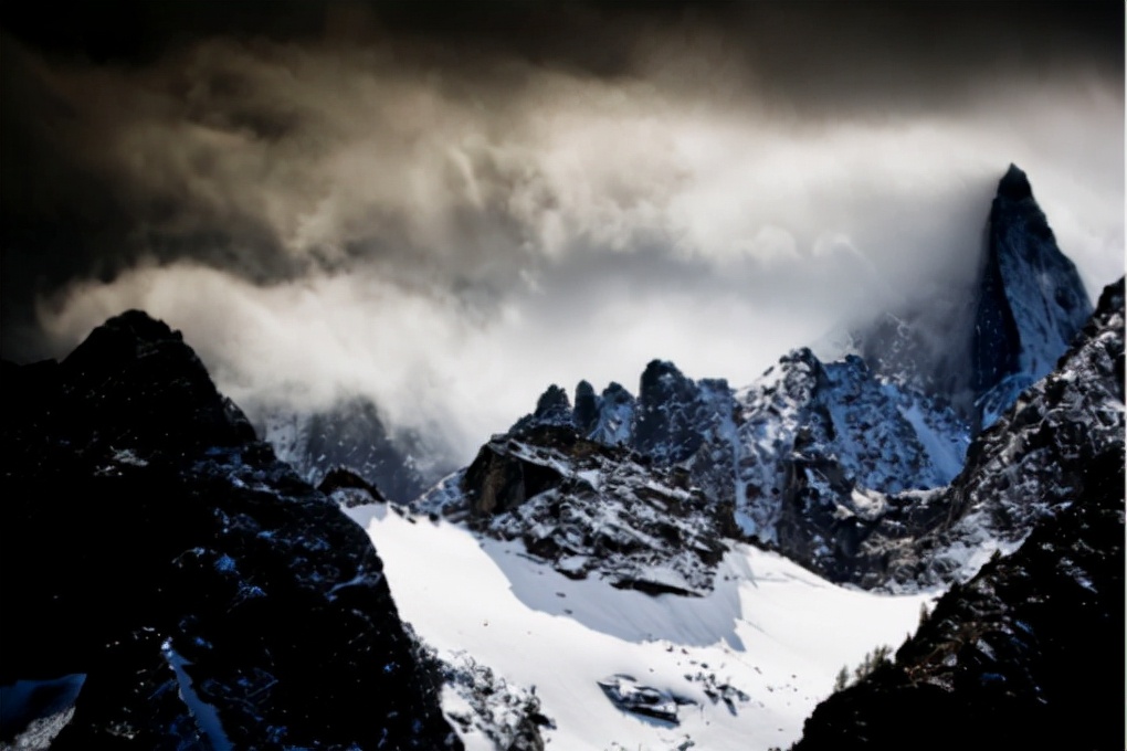 始祖鸟休闲户外男款,始祖鸟户外顶级系列