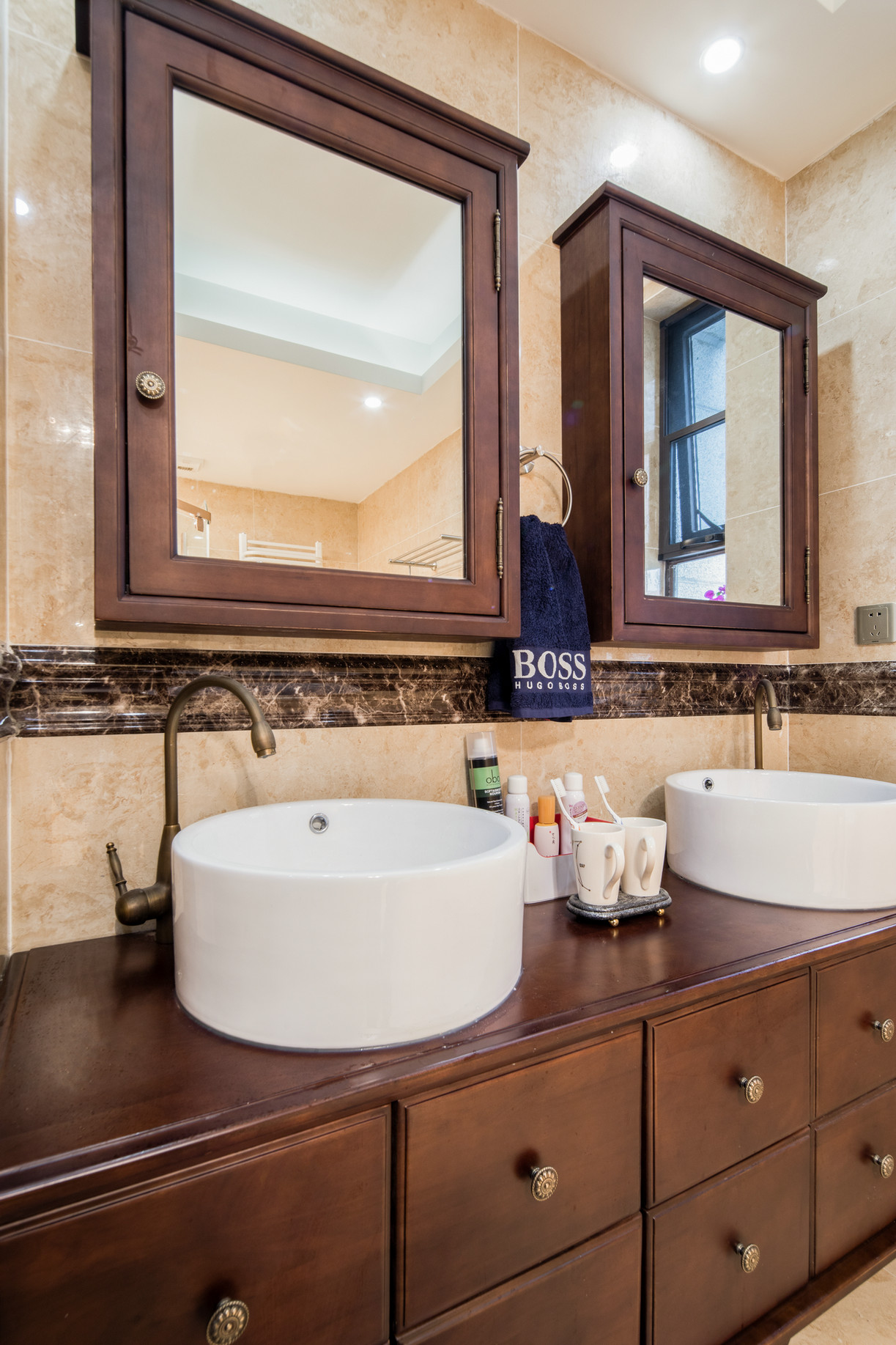 成都金河谷五期五号门,成都金河谷五期小区