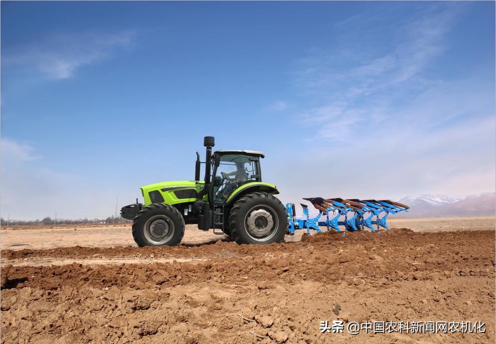 中联重科rd704-a拖拉机技术参数,中联重科小型耕地机