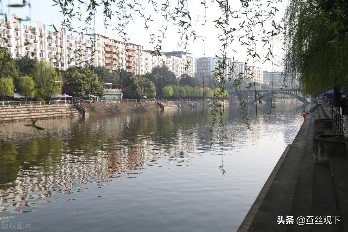 四川内江和遂宁市哪个好一点,四川南充对比自贡城市