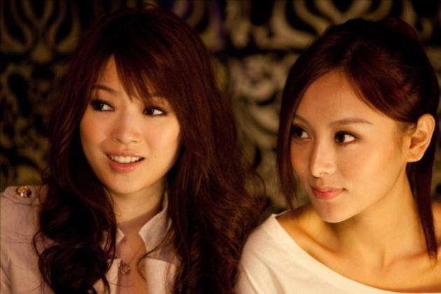 4年换10个男友,4年换了5个男友