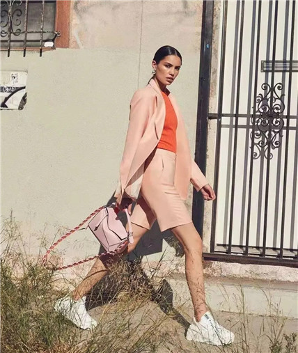 要舒适时髦也要元气满满,要给女友买一双舒服好看的鞋