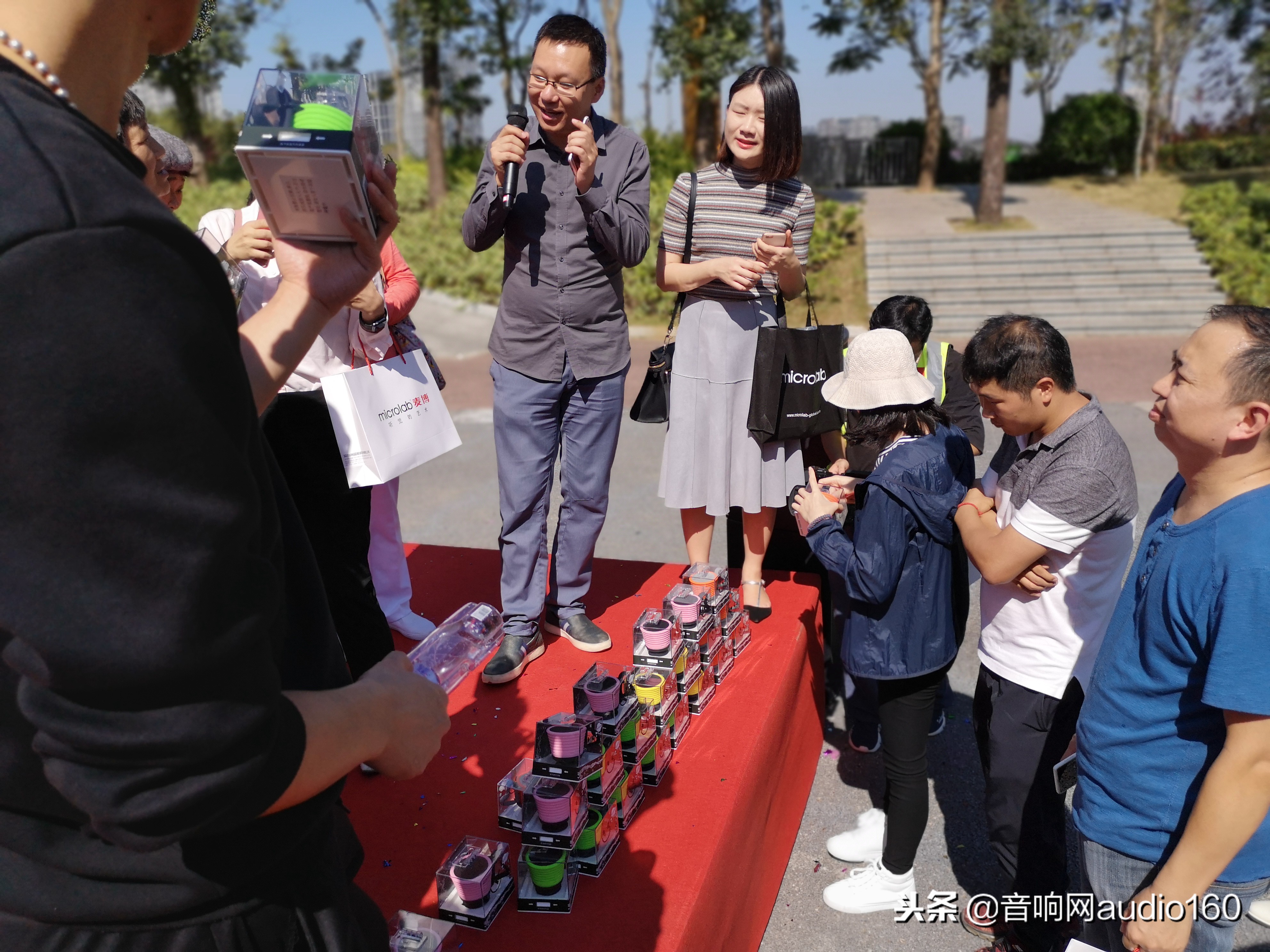 麦博microlabsolo9c2.0多媒体有源音箱,麦博microlabfc570bt音箱产地