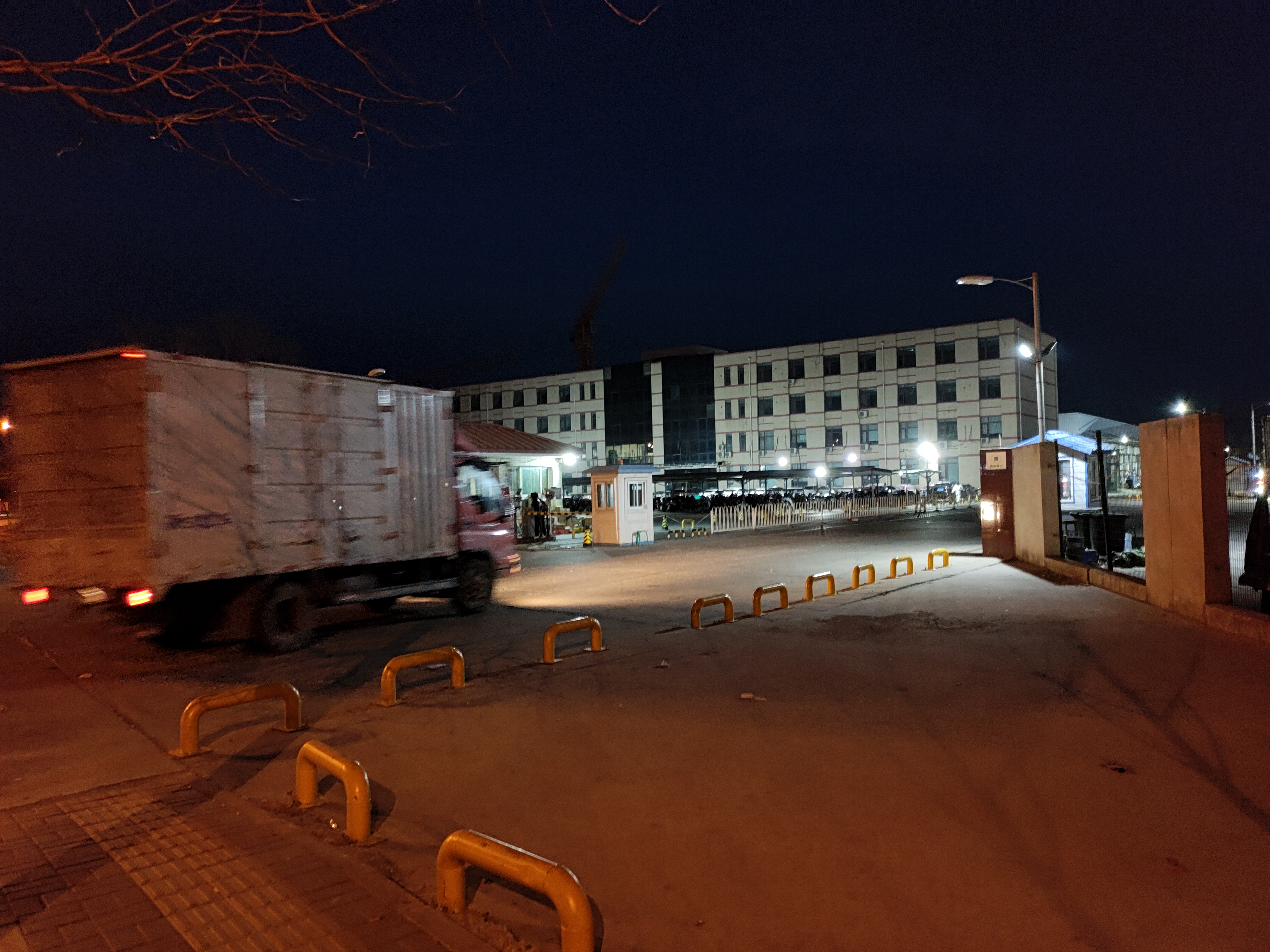 快递流水线工作10秒短视频,快递流水线临时工