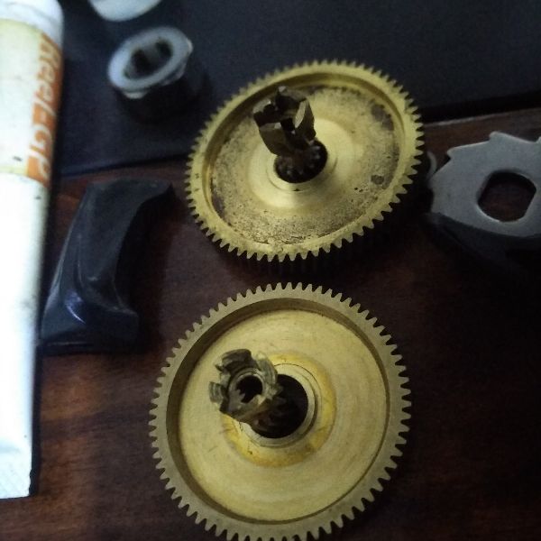 路友送的某牌报废轮子拆解惊天大发现