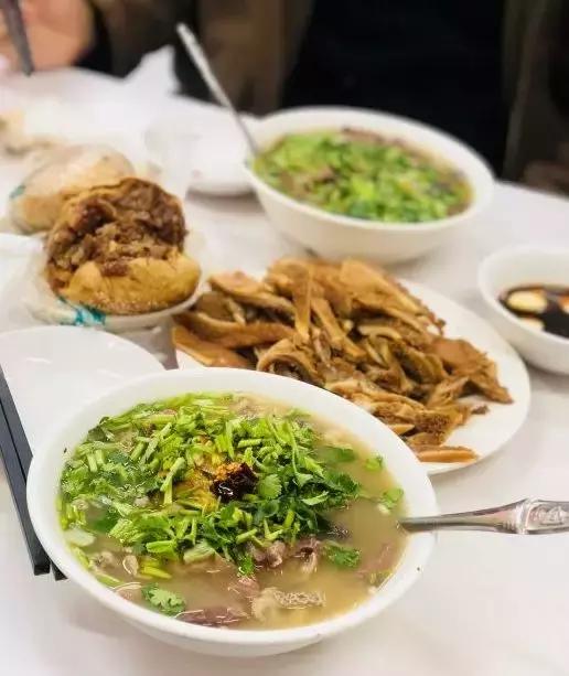 北京10家火了20年以上的老店,北京胡同里的12家传奇小店