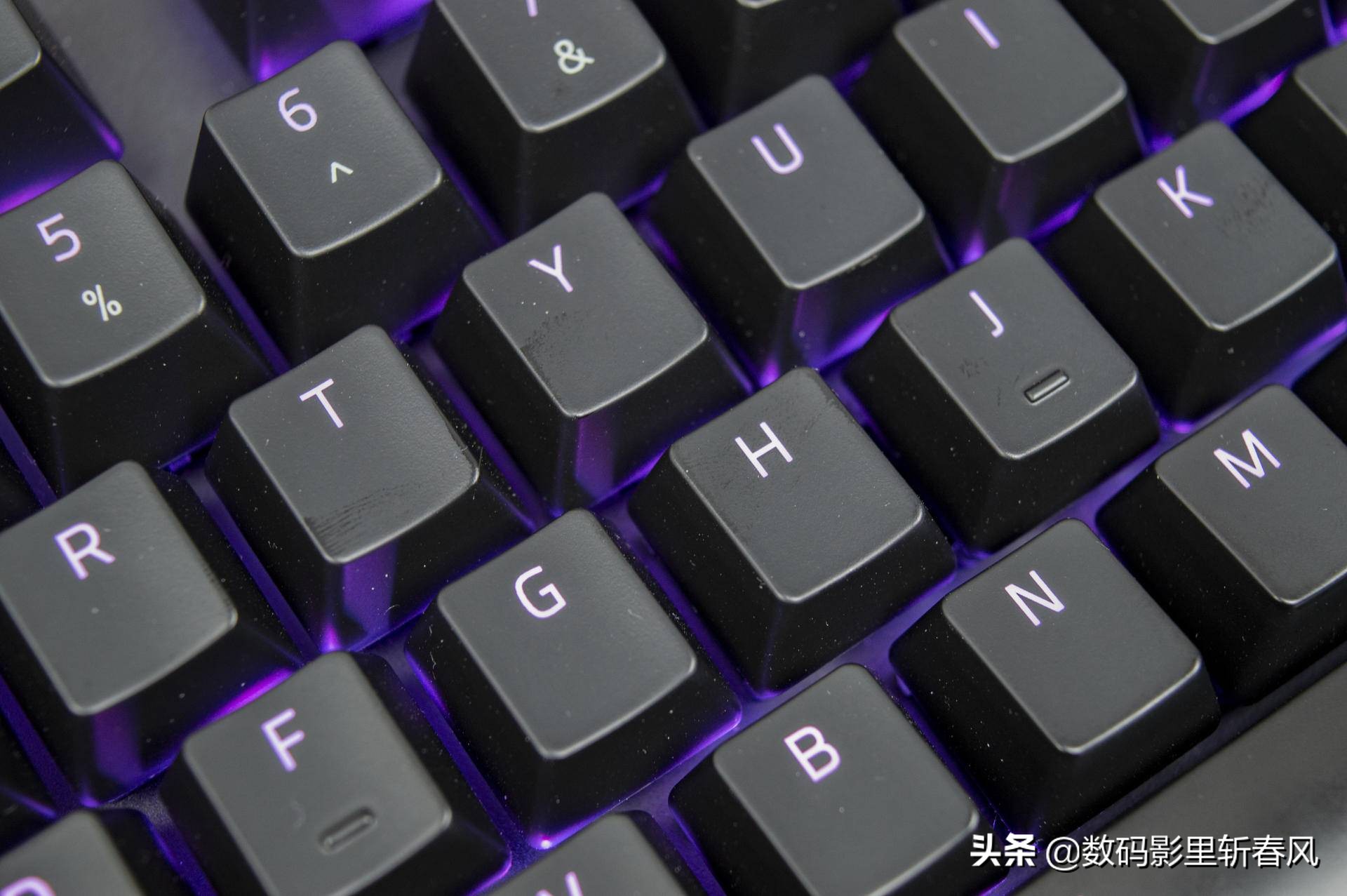 雷蛇黑寡妇蜘蛛幻彩版v2价格,雷蛇黑寡妇蜘蛛x幻彩版怎么清洗