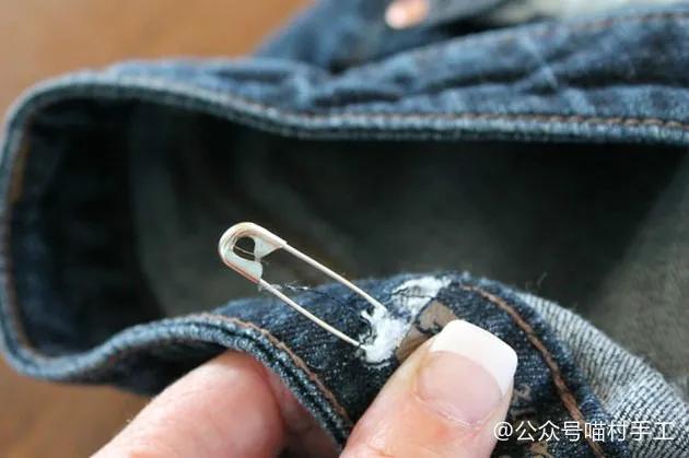 运动裤裤腰大了改小妙招图解,裤腰肥了怎么改瘦最简单的方法