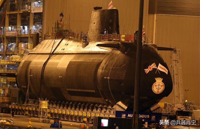 只是个巧合？澳大利亚前脚撕毁法国订单，英国随即宣布重磅消息