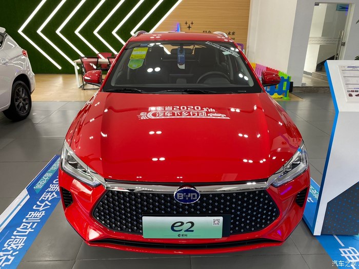 年轻人的第一台纯电车，陪同表弟试驾E2有感