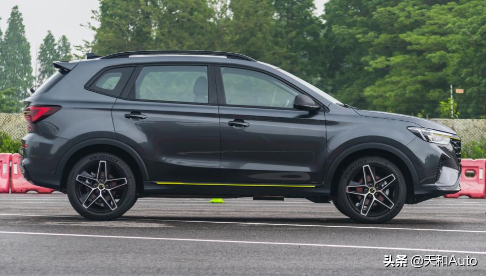 荣威全新rx5plus330tgi,荣威rx5plus330tgi版报价