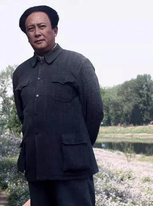 张自忠:从汉奸到英雄的自我救赎,周恩来曾经这样评价他