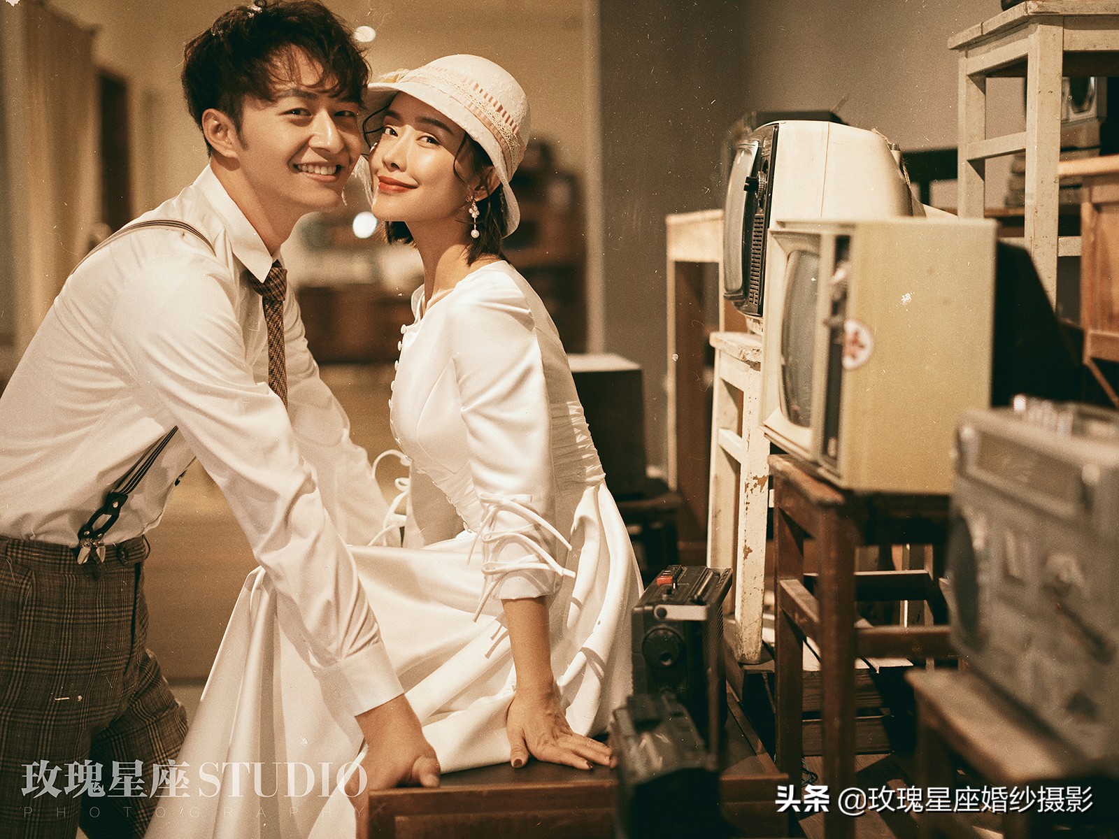 百日宴和婚宴的电子请柬怎么制作,婚宴请柬怎么写范文