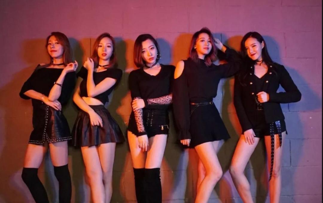 汪峰演唱会嗨爆全场,曝汪峰