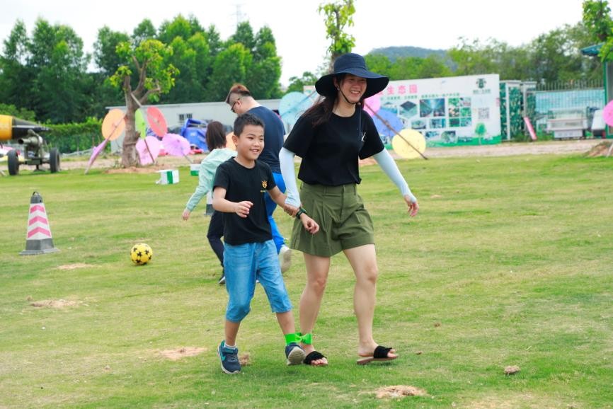 罕步教育2021年虎英小学203班亲子春游活动｜阳光行快乐游
