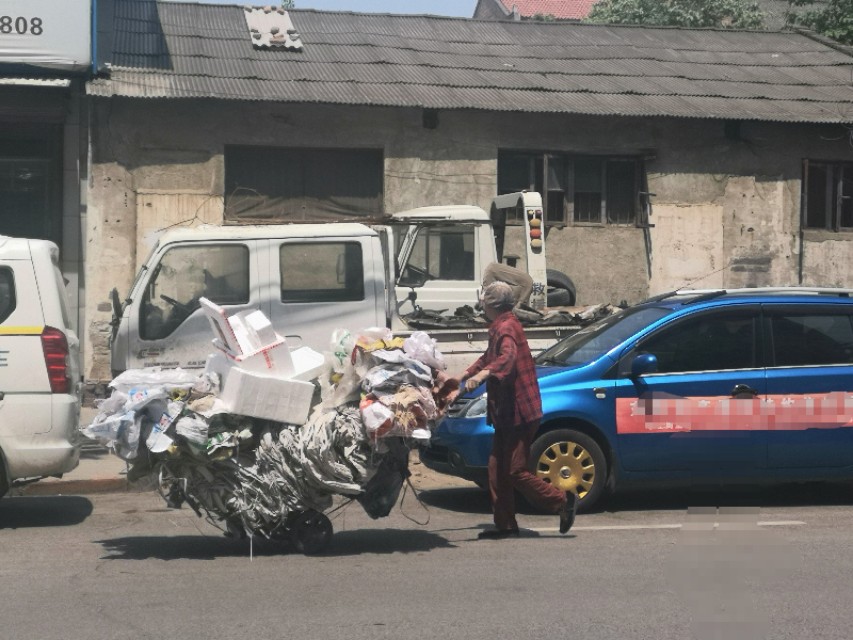 从月薪一万多到月薪几千块,从月入6000到月入20000