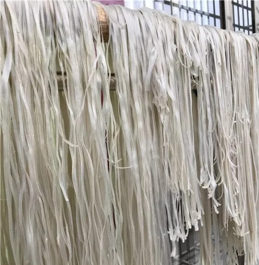 家庭自制红薯粉皮的方法,农村红薯粉皮制作过程