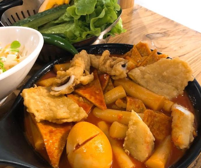 首尔runningman打卡,runningman王鼻子小黑屋