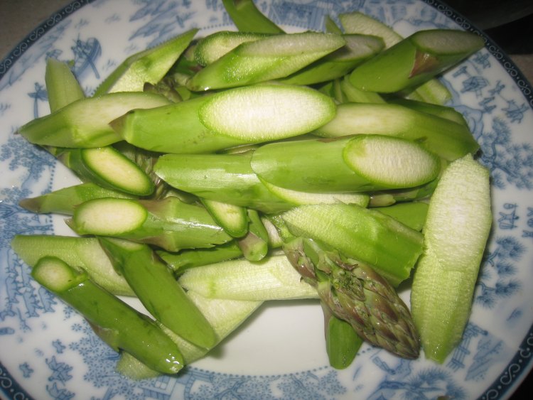 为什么山东蒜比当地蒜便宜,黑蒜和大蒜的功效与作用