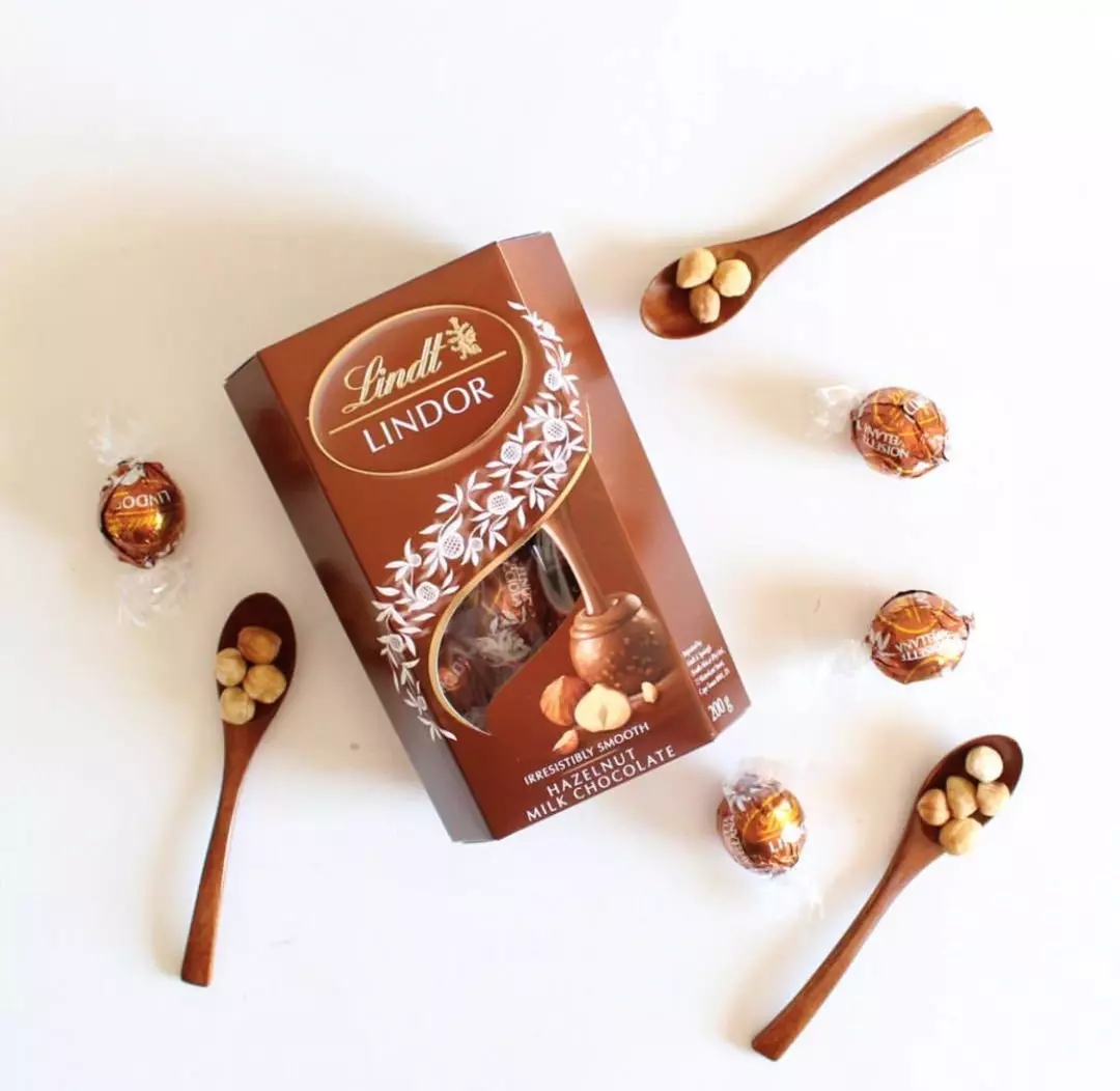 巧克力配酒美食,松露巧克力加酒