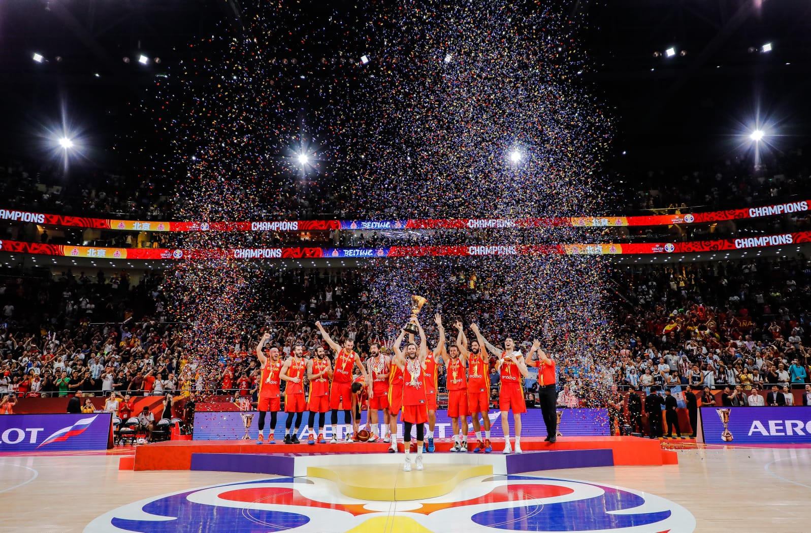 西班牙足球青训基本功,西班牙青训踢球技巧是什么