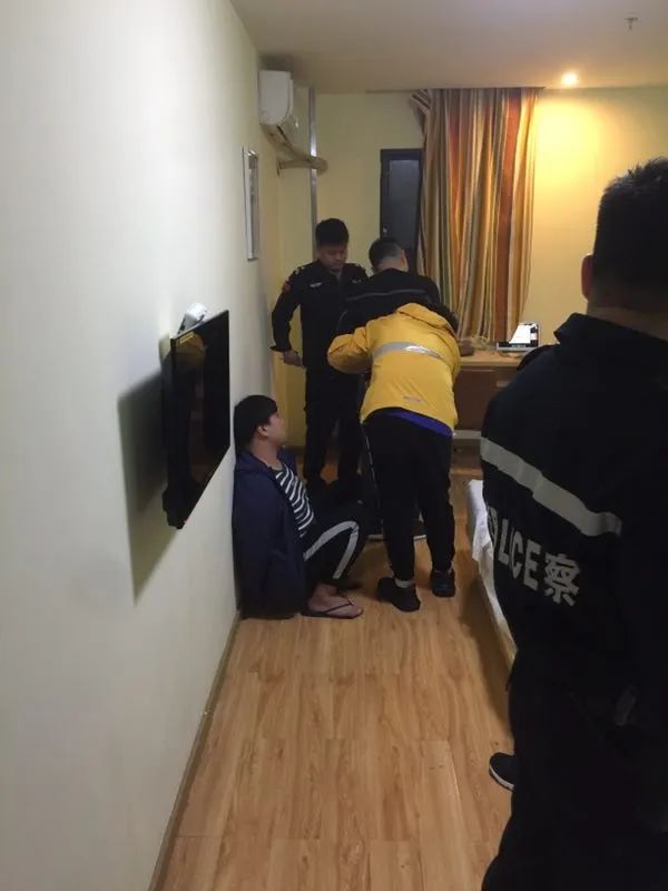 抓捕网上棋牌赌博,温州警方跨省破获特大网络赌博案