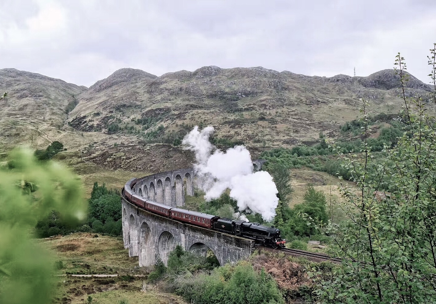 中国最高级的火车一张票多少钱,中国最顶级的火车票价为6000元