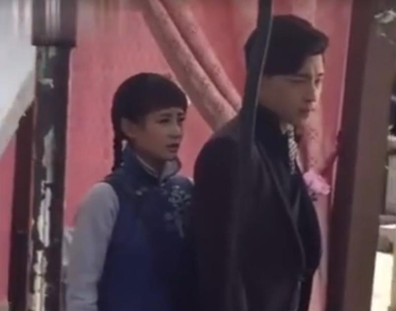 邓伦片场拍戏笑场，却不小心连说两句脏话！粉丝：好Man