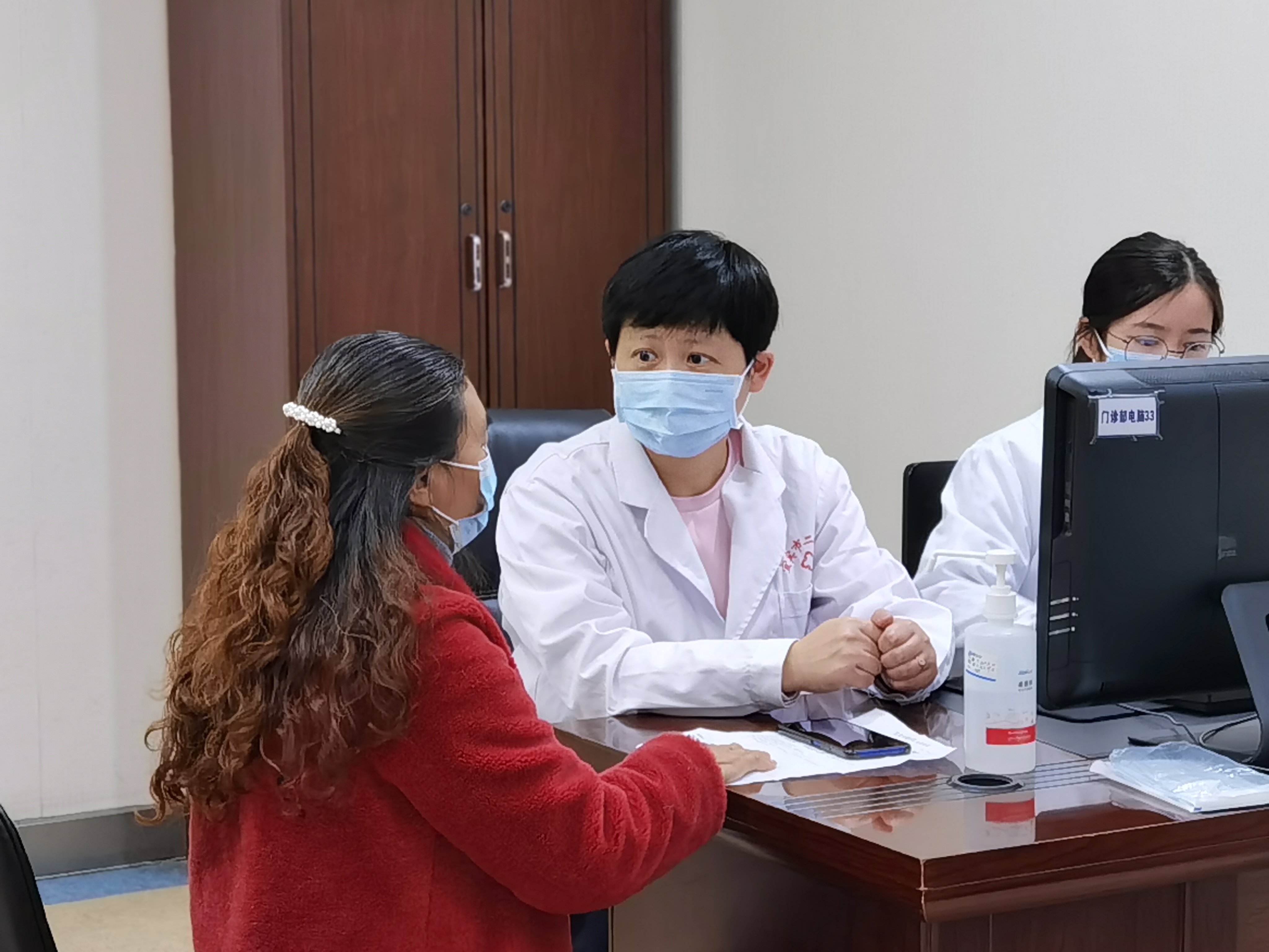 四川华西二院消化内科主任,宜宾二医院胃肠科医生名单