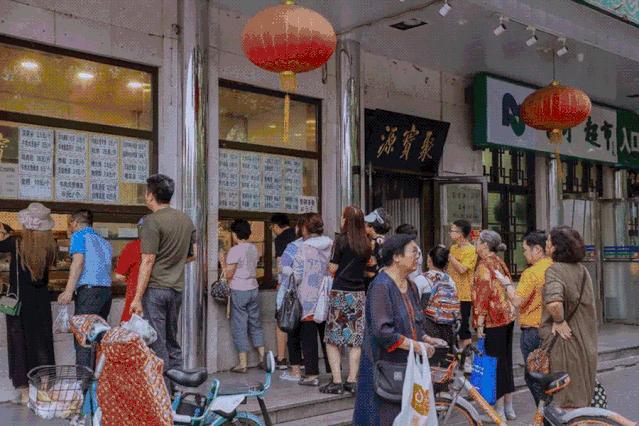 如何用100块吃三十天,100元吃牛街