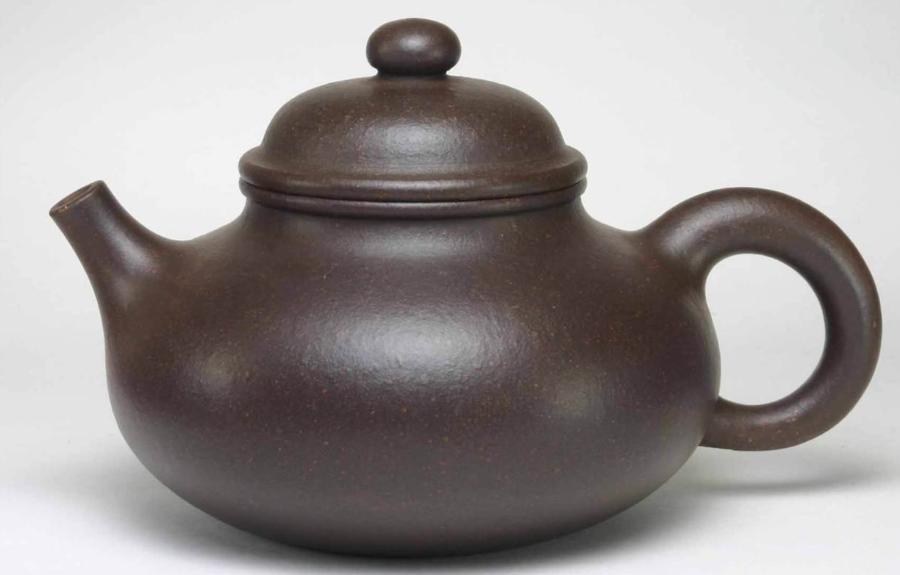 木瓜紫砂壶的魅力,男人拥有四把紫砂壶