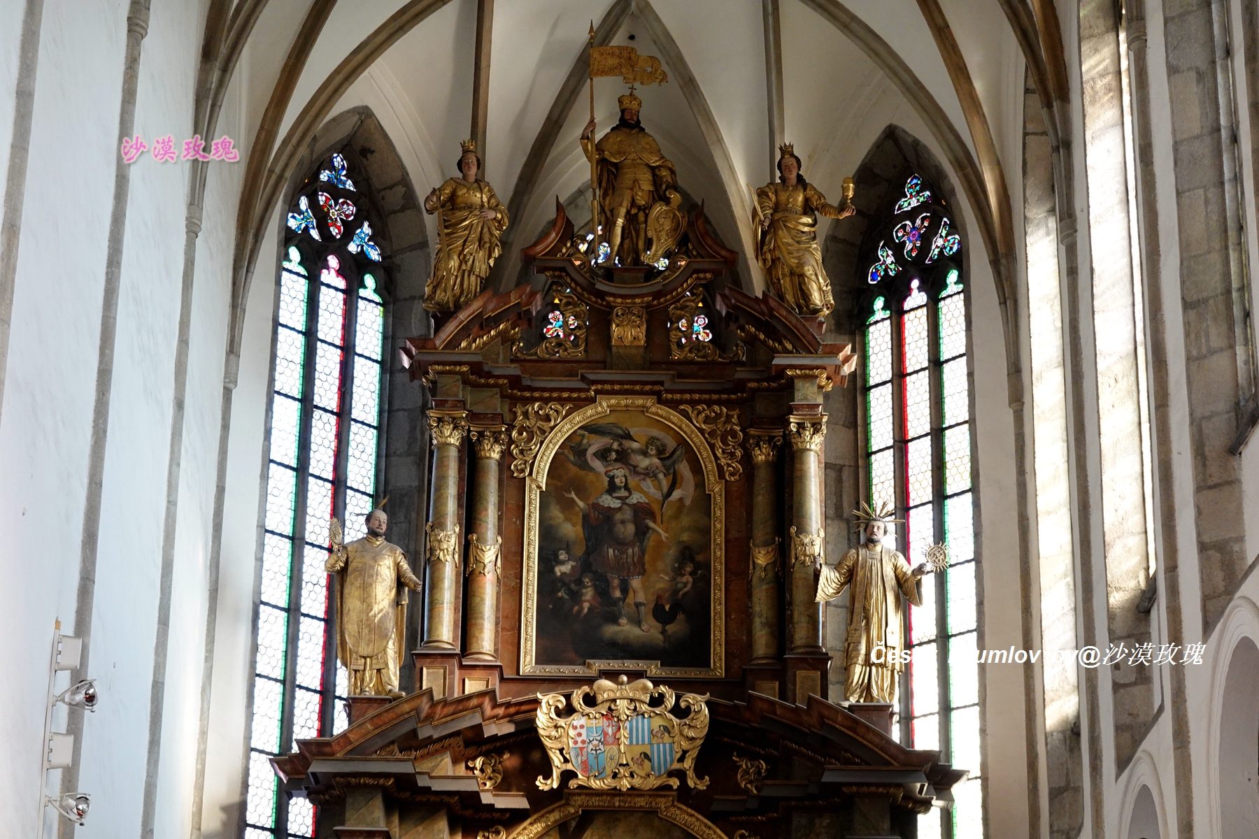 在有“捷克的丽江”之称的小镇,寻觅五瓣玫瑰的芳香