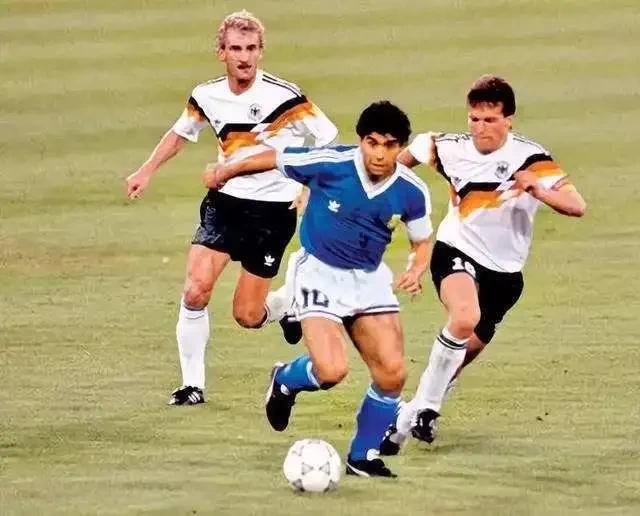 卡尼吉亚拿过世界杯冠军吗,卡尼吉亚马拉多纳两届世界杯