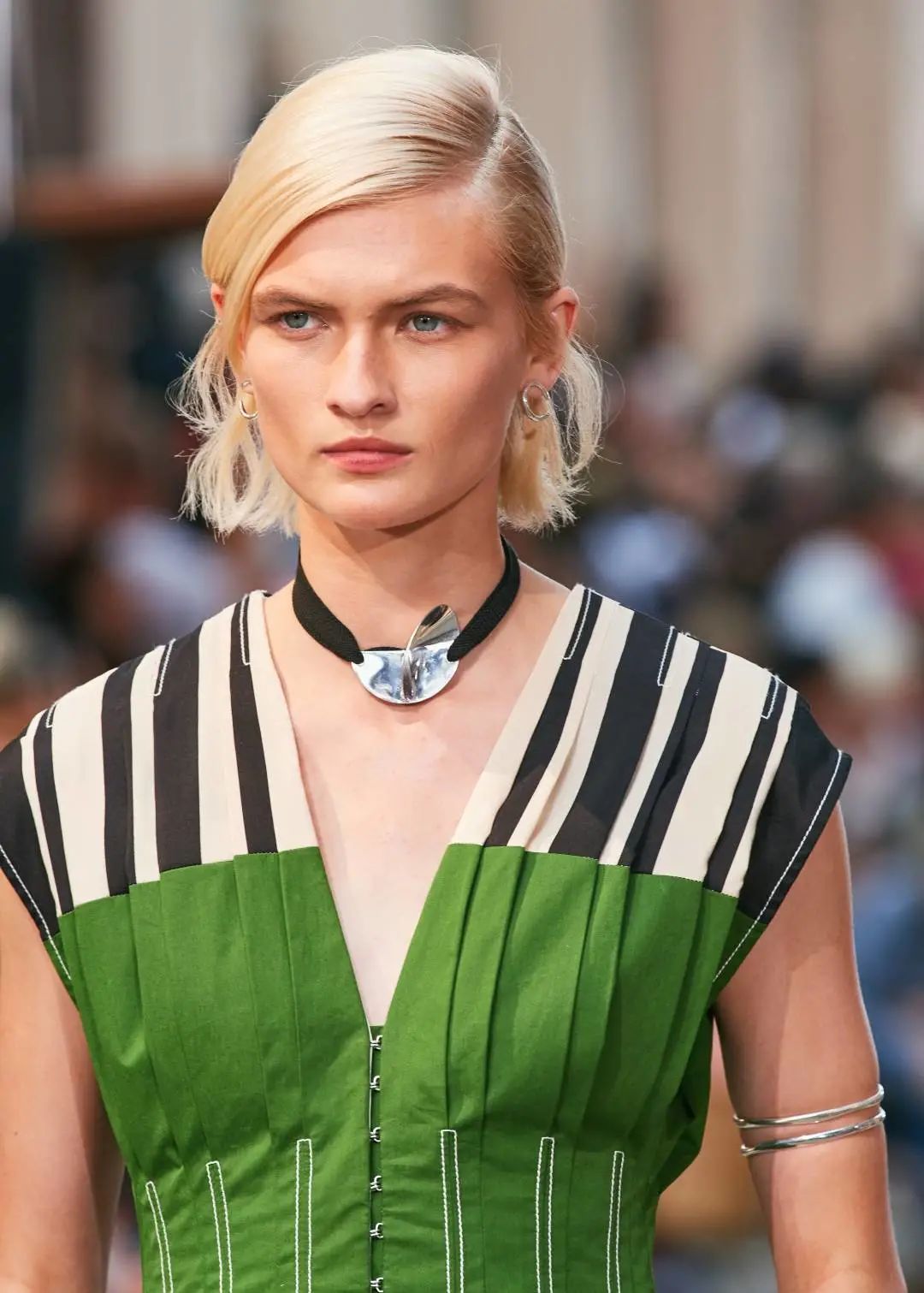 上海百场大秀时装周,百场大秀上海时装周