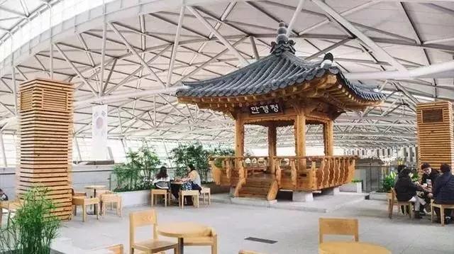 七座超会赚钱的机场“捞金”指南，购物中心学起来