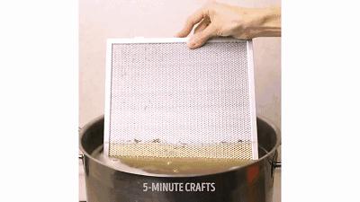 不锈钢楼梯扶手油污清洁小妙招,清洁厨房纱窗油污的小妙招