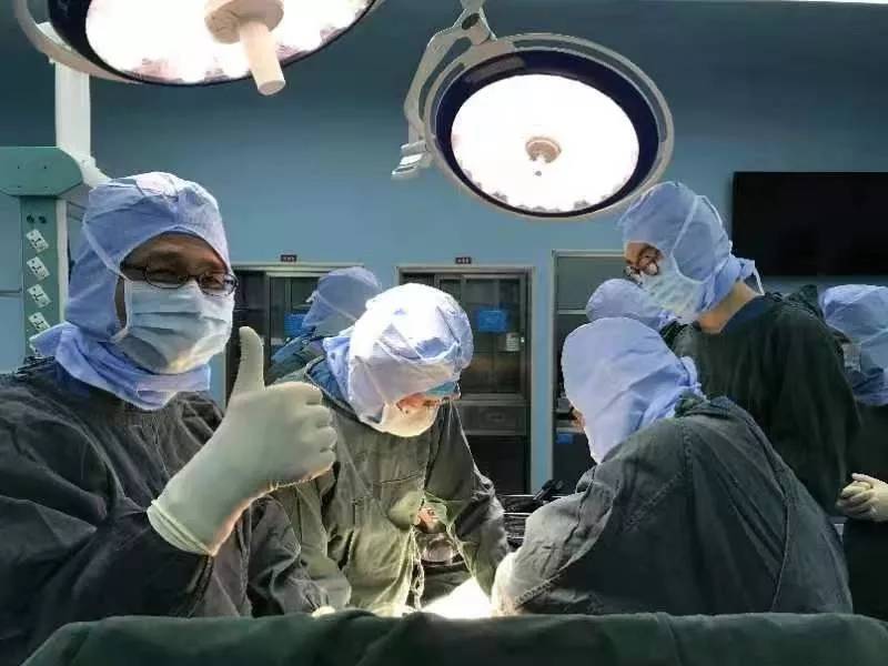 鐧惧瞾鑰佷汉楠ㄧ鎵嬫湳鎴愬姛,鐧惧瞾鑰佷汉楠ㄧ鎵嬫湳鎴愬姛妗堜緥