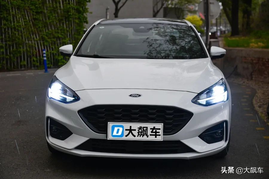 现在的福克斯是几缸,福克斯为什么变得不一样