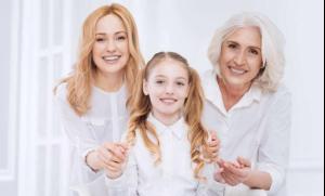 起皮泛红怎么护肤,皮肤起皮干燥鸡皮肤推荐