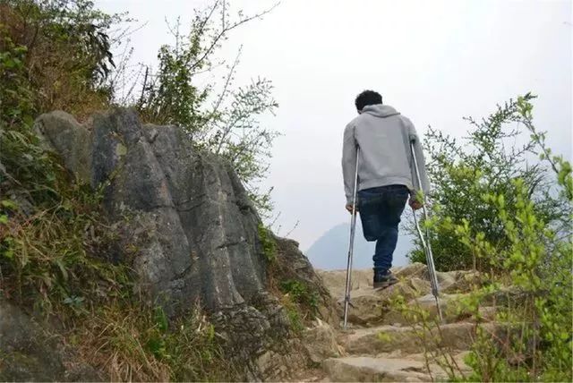 军礼的震撼瞬间,最动容的军礼