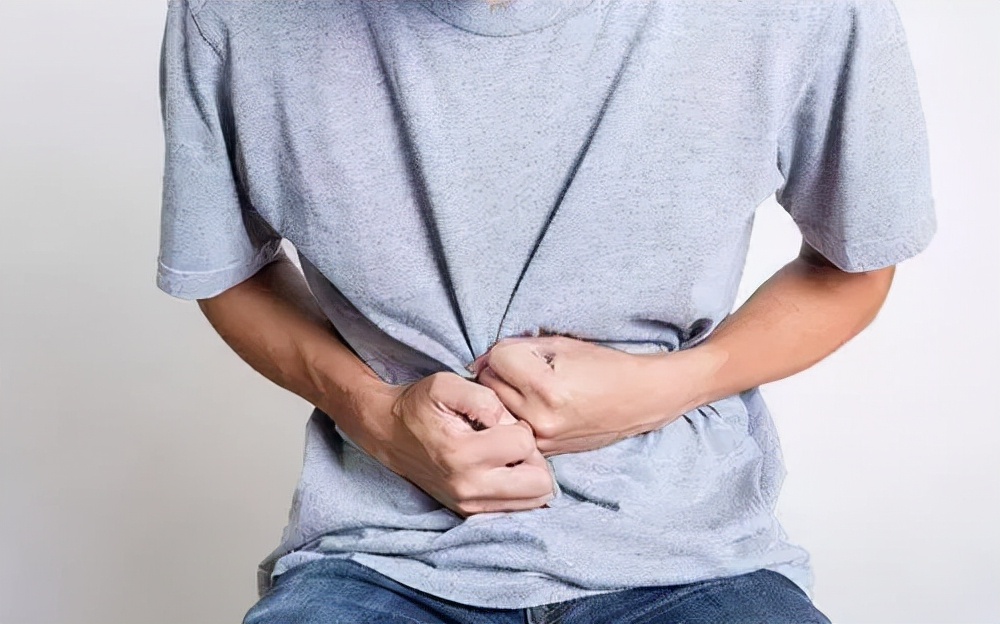 直肠癌术后拉肚子能用蒙脱石散吗,直肠癌频繁上厕所用什么药止泻