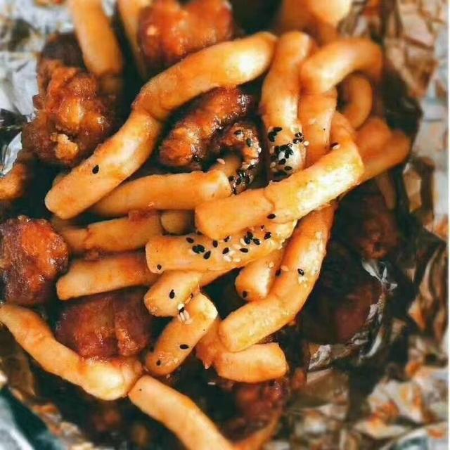 怎样投资一家炸鸡店,一家炸鸡店经营模式