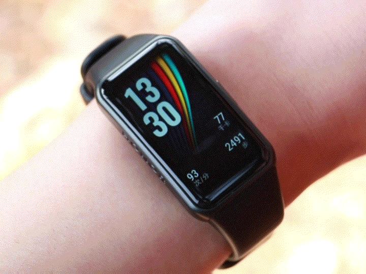 荣耀手环6为什么时间自动重置,荣耀手环6跑步中断