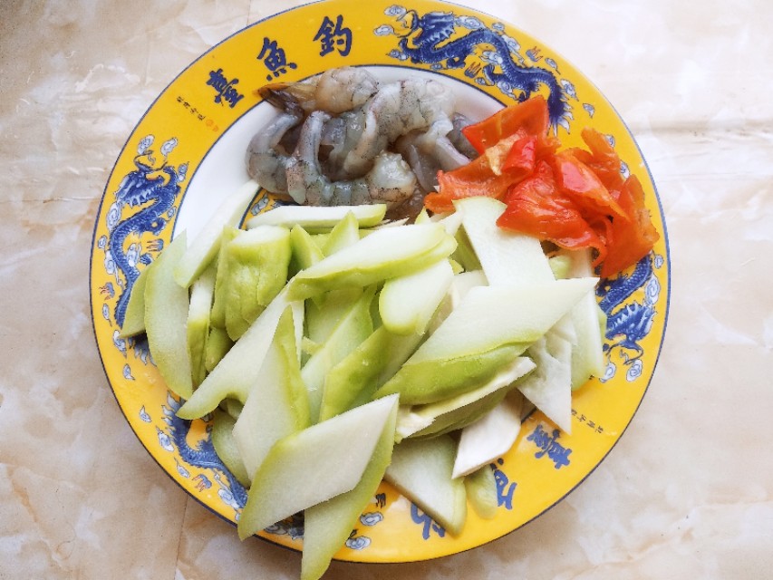 佛手瓜熬汤怎么才会翠绿,翠绿佛手瓜怎么做好吃